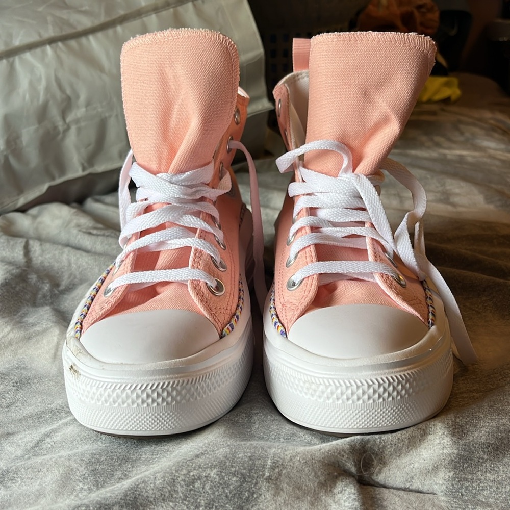 Platform Converse - image 2